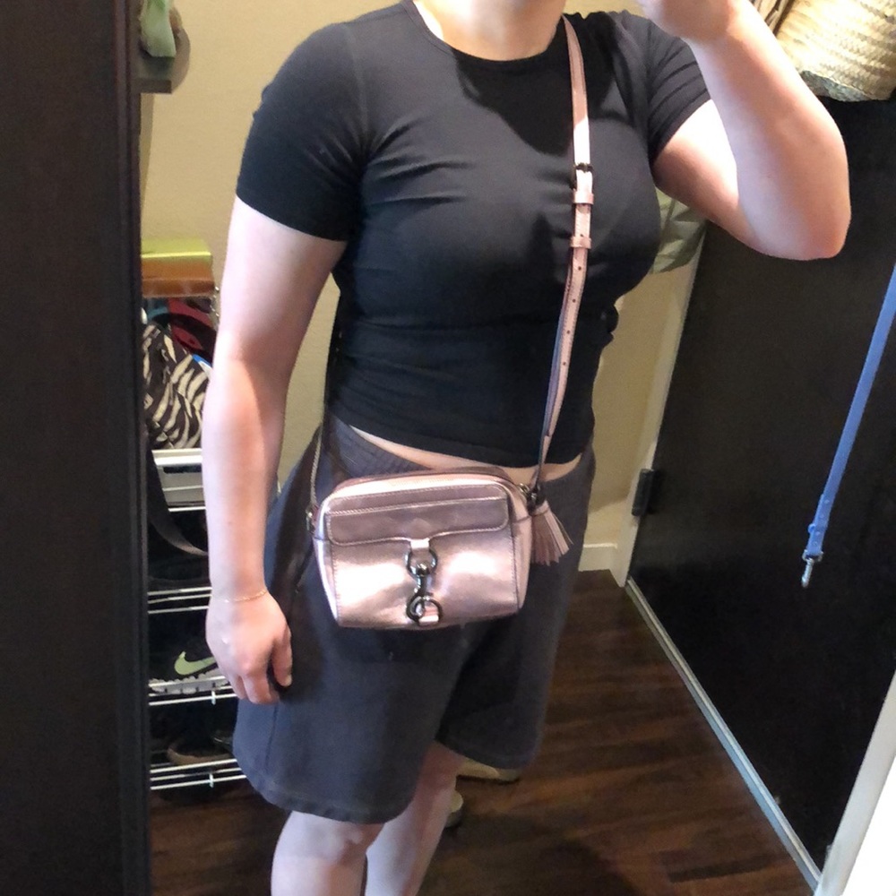 Rebecca Minkoff Crossbody MAB Camera Bag in Metallic Pink - Picture 8 of 8